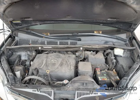 2018 Toyota Sienna Xle 8 Passenger z USA, uszkodzony, nr VIN 5TDYZ3DC8JS937210